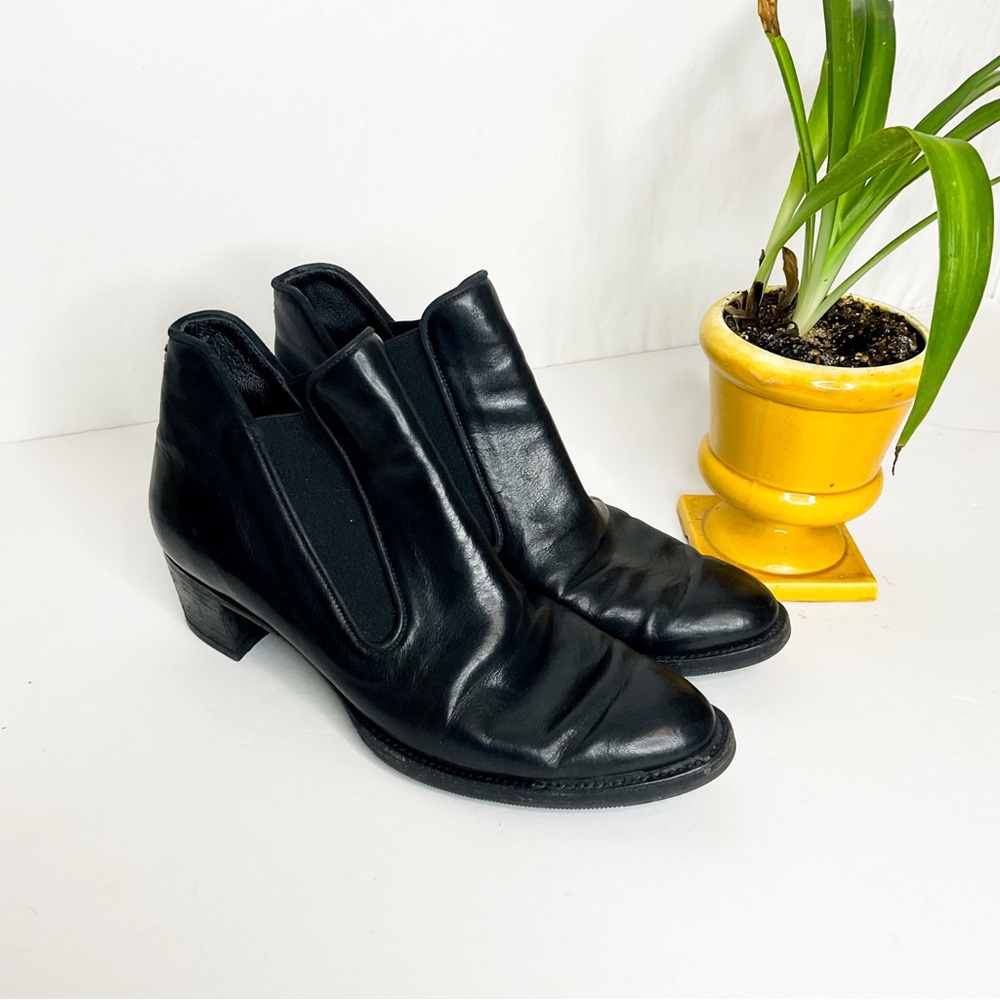 SARAH FLINT Black Leather Women's Ankle Boots - Sleek Chelsea Style
